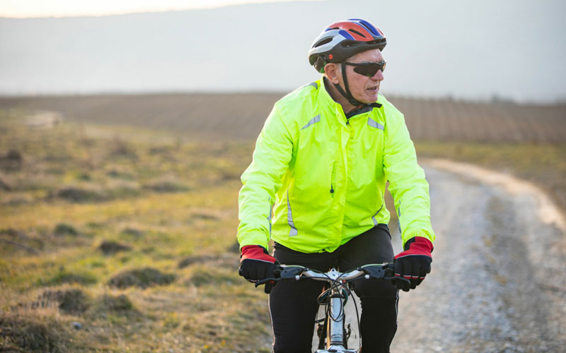 How to Choose the Perfect Jacket for Cycling?